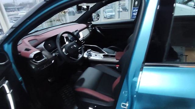 Geely Coolray смотреть онлайн