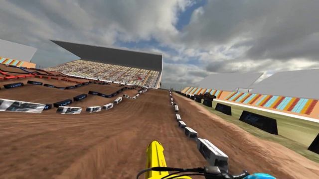 MX Simulator | Last lap 'duelies' for last transfer spot смотреть онлайн