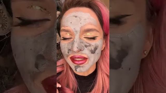 ГЛИНА ВМЕСТО ТОНАЛЬНОГО КРЕМА! смотреть онлайн