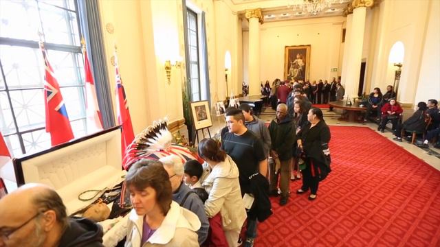 Elijah Harper lies in state, hundreds pay respects смотреть онлайн