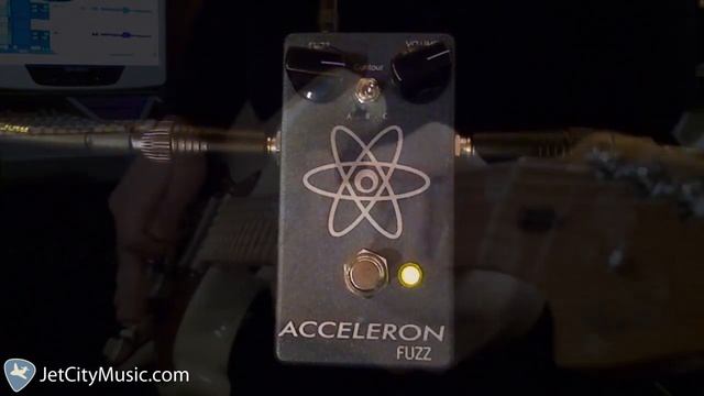 Field Effects Acceleron Fuzz смотреть онлайн