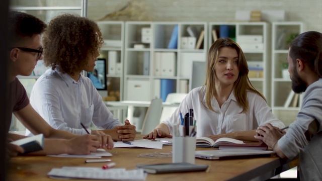 Как не бояться снимать сторис, видео и уничтожить страх камеры? смотреть онлайн