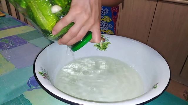 қияр тұздау/жабу