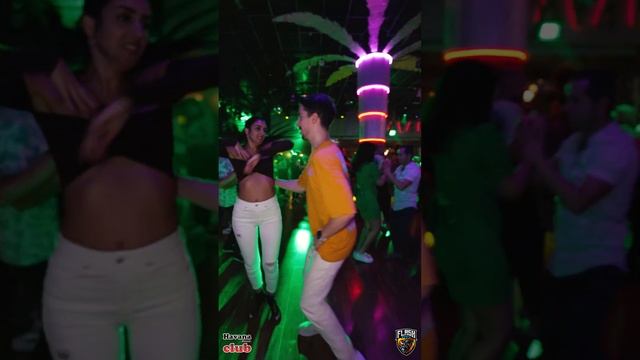 Karlos Rose - El Juego [Idan y Hodaya] @Sensual Bachata Dance смотреть онлайн