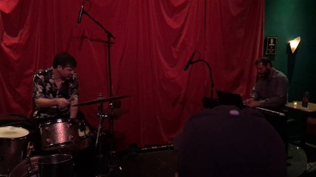 Jonathan Fisher, Andrew Griffith, Shelley Carrol, Peter Rioux смотреть онлайн