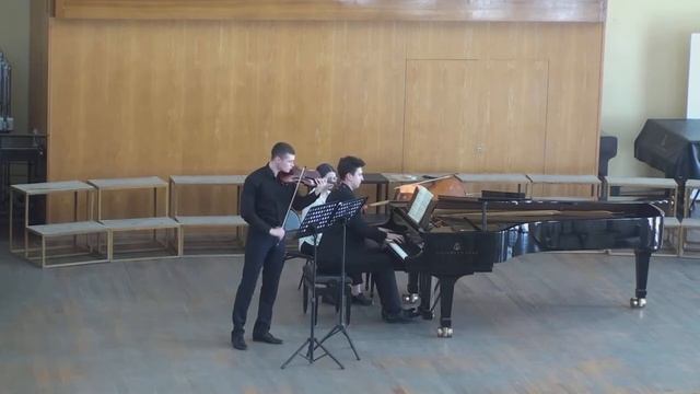 А. Бабаджанян Соната для скрипки и фортепиано смотреть онлайн
