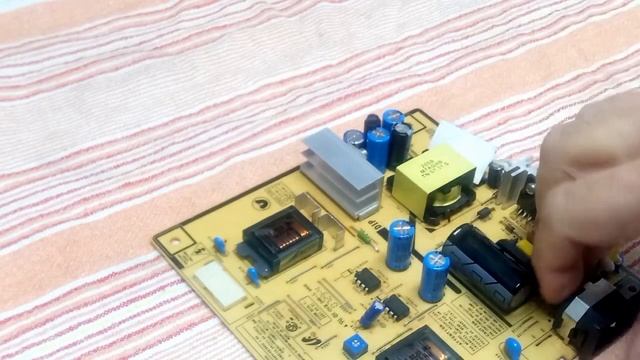 Reparar monitor Samsung 223BW смотреть онлайн