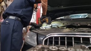 Audi Q5 2014 Oil change/Замена масла