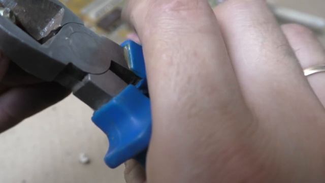 ДЛЯ ТЕХ, КТО НЕ ЗНАЛ,ЧТО В СТАРОМ КАЛЬКУЛЯТОРЕ ЕСТЬ РЕДКИЕ ДРАГОЦЕННЫЕ ДЕТАЛИ С ЗОЛОТОМ И ПАЛЛАДИЕМ смотреть онлайн