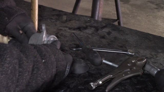 How to replace the rear shocks on a polo mk5 (6R, 6C) and other VAG models смотреть онлайн