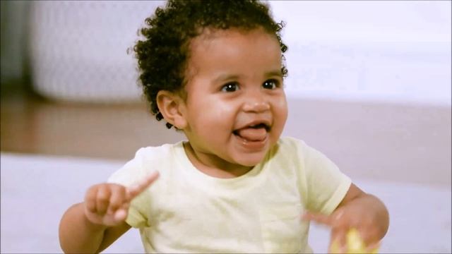 Smyths Toys - Bright Starts Having a Ball Silly Spout Whale Popper смотреть онлайн