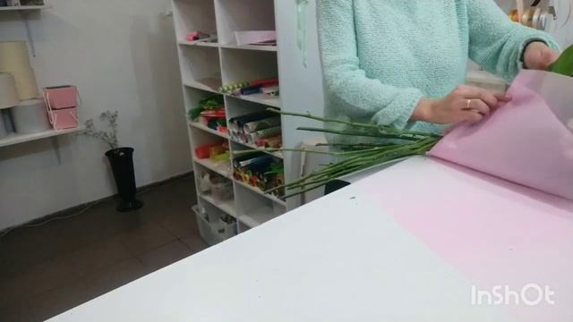 Букет кустовая роза, хризантема, альстромерии смотреть онлайн