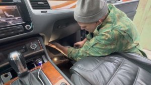 ЗАМЕНА САЛОННОГО ФИЛЬТРА///ТУАРЕГ 3.0 ДИЗЕЛЬ///ФОЛЬКСВАГЕН ТУАРЕГ///VOLKSWAGEN TOUAREG