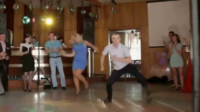 Меня прёт потому что Новый Год МС Вспышкин и Никифоровна смотреть онлайн