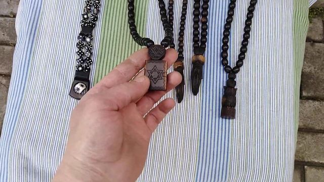 ЧЁТКИ РЕЗНЫЕ СДЕЛАНЫ В ЗОНЕ. ЭБАНИТ РУЧНАЯ РАБОТА. ЛЮТЫЕ ИСТОРИИ С АНАТОЛИЕМ ЛЮТЫМ. смотреть онлайн