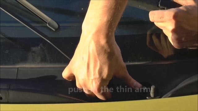 How to remove front wiper arm - Aygo, C1, Peugeot 107 смотреть онлайн