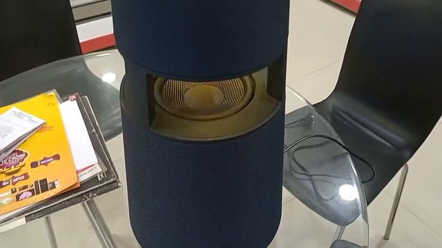 LG RP4G XBOOM 360° PORTABLE SPEAKER смотреть онлайн