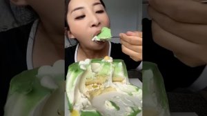 [ASMR] Dessert Mukbang (Cream Cake) 디저트 먹방 ? | Eating Sounds