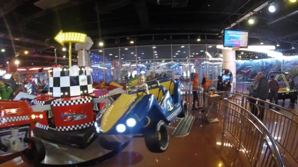 VLOG. Яся в ФАНКИ ТАУН. Yasya in FUNKY TOWN.