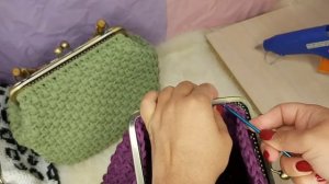 Пришивание фермуара к вязаной сумке крючком