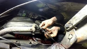 Убираем колдун и тормозим всеми 4 колесами