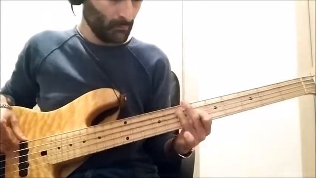 "Bachata a loco - Dustin Richie" Bass Cover смотреть онлайн