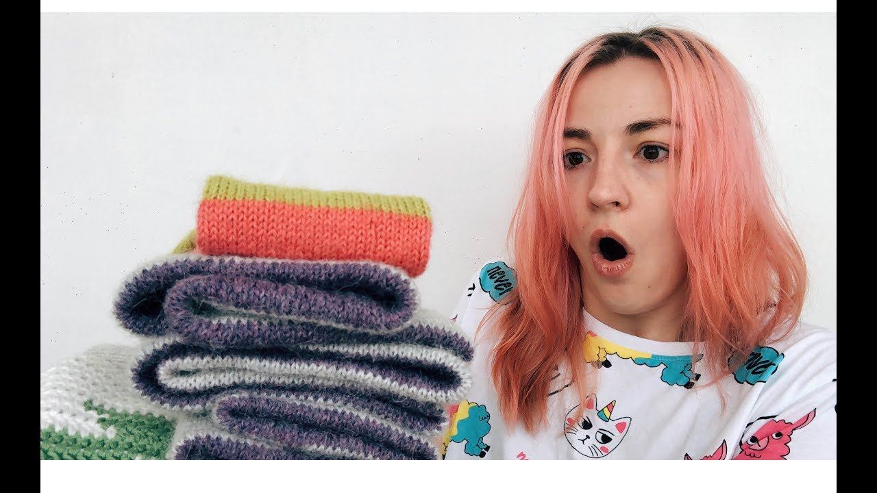 Двухслойный набор, подушка крючком жаккардом, книга "Remodelista" и "Культура вязания", варежки смотреть онлайн