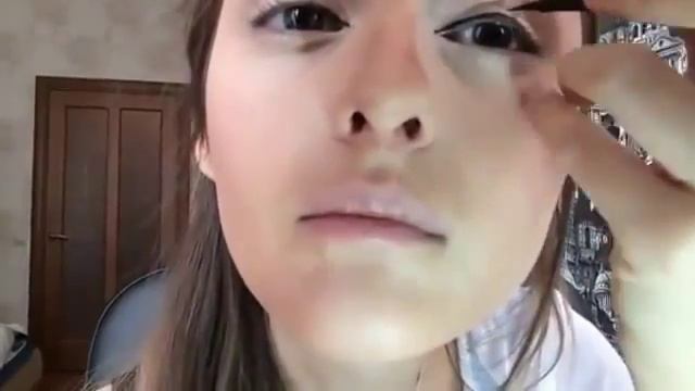 Макияж "Кошачий глаз" смотреть онлайн