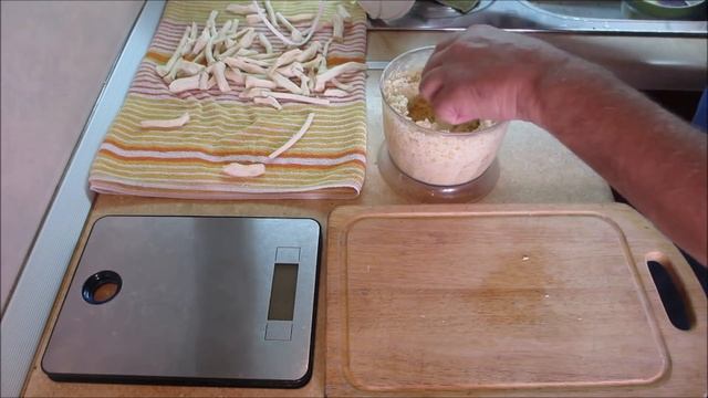 Как сохранить хрен на зиму. Морозилка вам в помощь! смотреть онлайн