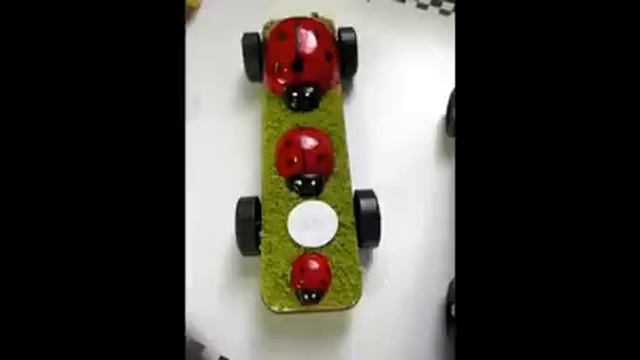 Introducing Pinewood Derby Race смотреть онлайн