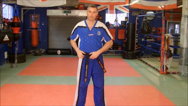 HOW TO TIE YOUR KICKBOXING BELT смотреть онлайн