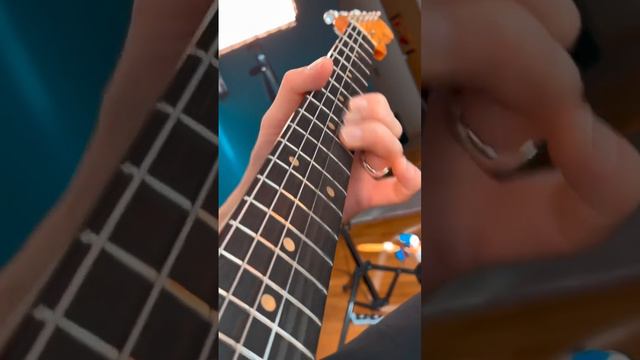 Minor Juezz Guitar Solo! #guitarplayer смотреть онлайн