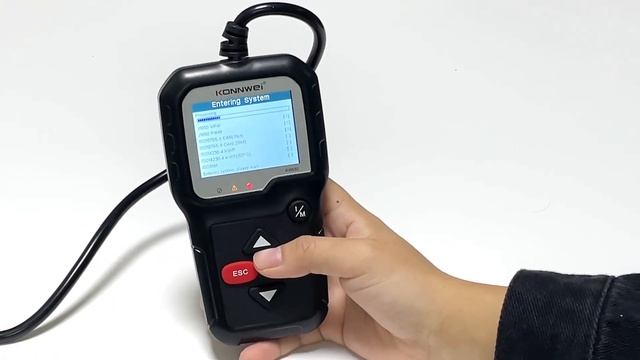 KW681 OBDII Scanner on car =68s by miya from konnwei factory смотреть онлайн