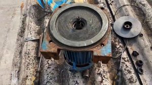 #Как  снять крыльчатку с насосной станции.