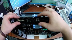 HP LaserJet Pro M402dn не берет бумагу,ремонт датчика