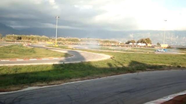 Ford Sierra drifting Reverse @ San Nicolas Kart Circuit смотреть онлайн