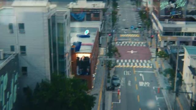 Galaxy Z Flip5 | Z Fold5: Flip Town in Seoul | Samsung смотреть онлайн