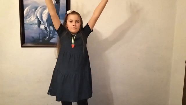 Потанцуем в бассейне🌃🌊💧🏊♀️?! смотреть онлайн