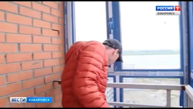 Очередные дольщики "Дальспецстроя" получили ключи от квартир смотреть онлайн