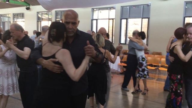 Les Cigales 11-Dernier tango de la dernière tanda de la despedida. DJ Irina Z. смотреть онлайн