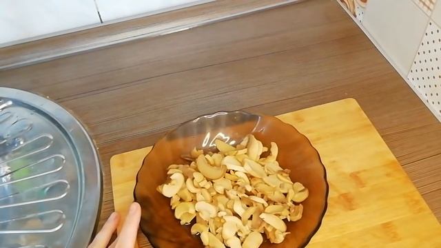 Грибной суп с шампиньонами смотреть онлайн
