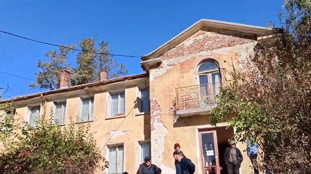 Изборите в Брежани преминават спокойно, 2 секция - 29.10.2023 г. смотреть онлайн