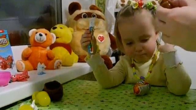 ❤ФИОЛЕТОВЫЙ ШАР С СЮРПРИЗОМ.PURPLE BALL WITH A SURPRISE.BOLA PÚRPURA CON UNA SORPRESA. смотреть онлайн