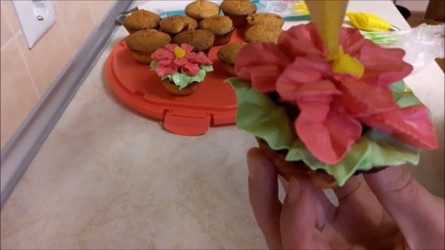 Мастер класс по Рождественскому цветку Цветы из крема decoration смотреть онлайн