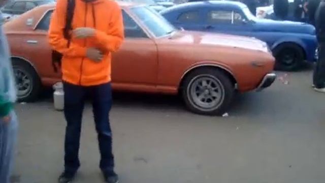 Nissan  Cedric 330