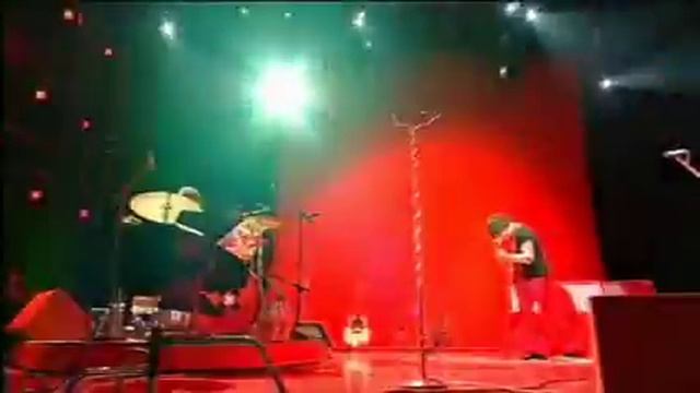 The White Stripes-Blue Orchid, Denial Twist @Hyde Park смотреть онлайн