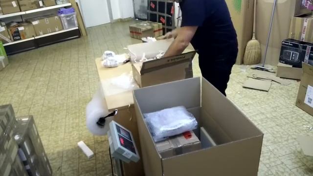 Упаковка стекла, фарфора для пересылки. Как упаковать хрупкое для доставки в Россию. Rusbid Germany смотреть онлайн