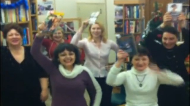 Библиотека танцует Gangnam style смотреть онлайн