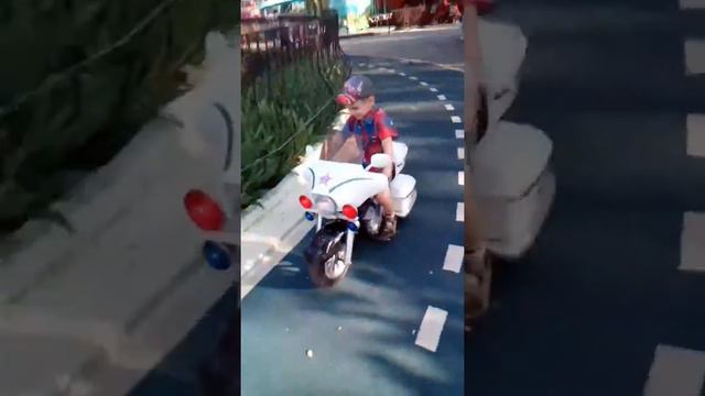 парк планета катаемся на котоцикле смотреть онлайн