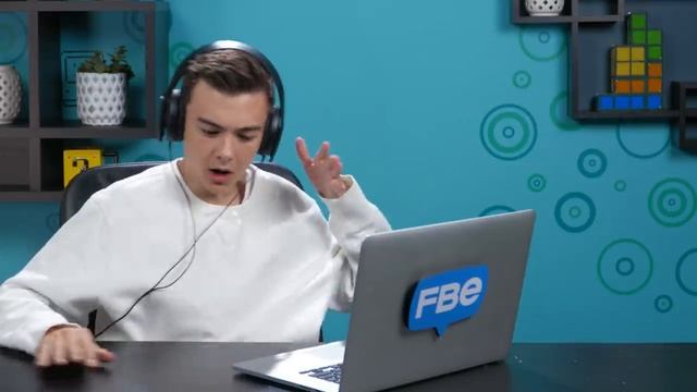 Teens & College Kids React To YouTube Rewind 2019 смотреть онлайн
